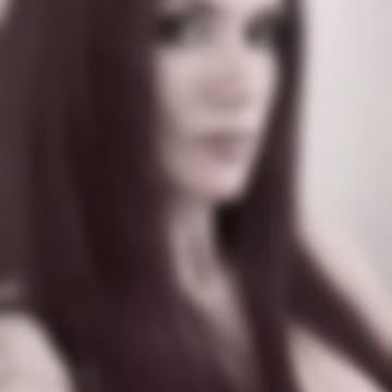 Lilia – St. Louis – Escort Escort - Lilia - St. Louis
