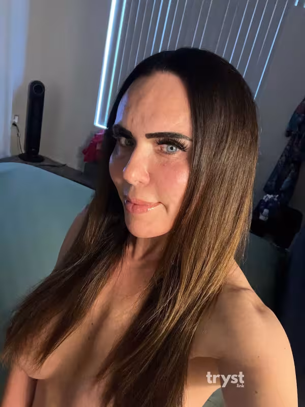 Phoenix - Brittany - Escort