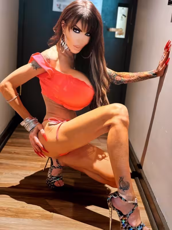 Danielle Derek - New York City - Manhattan - Escort