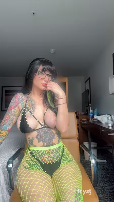 Chicago - Scarlet Secrets | Trippirose - Escort