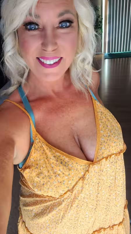 Phoenix - Farrah - Escort