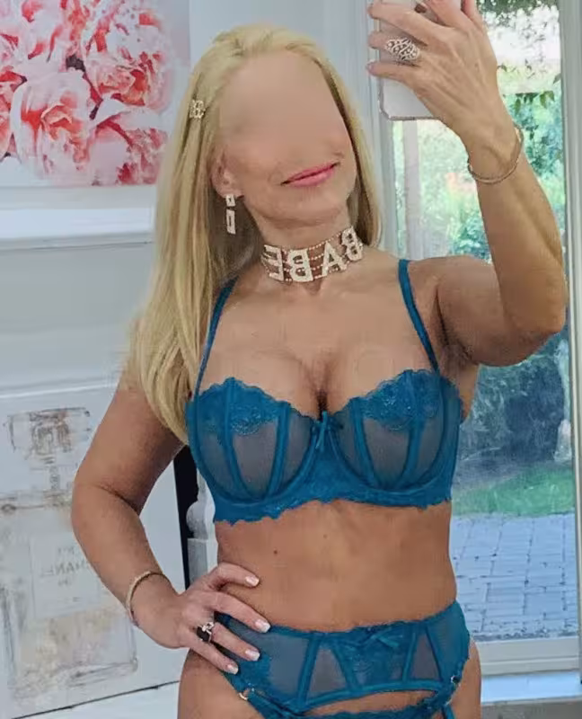 Kara Hott - Phoenix - Escort