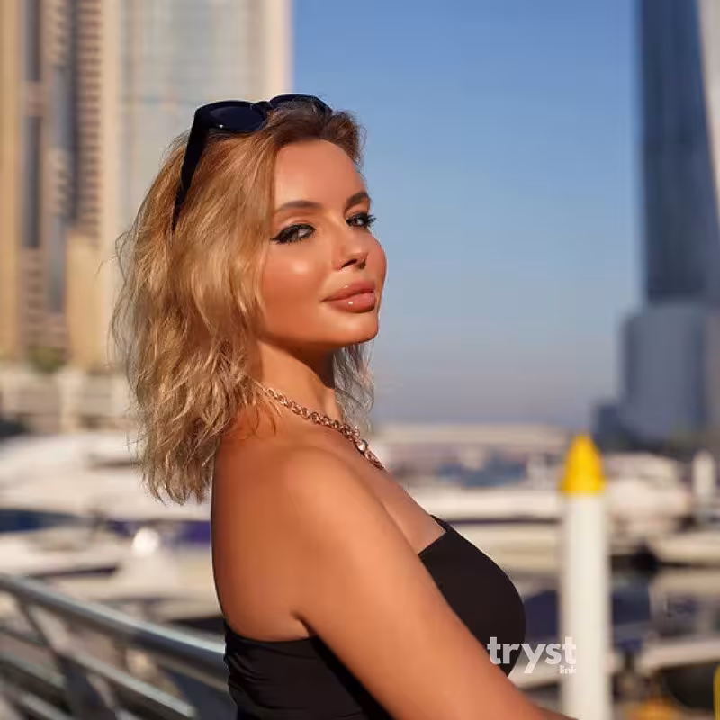 Vlada - Escort - Stamford
